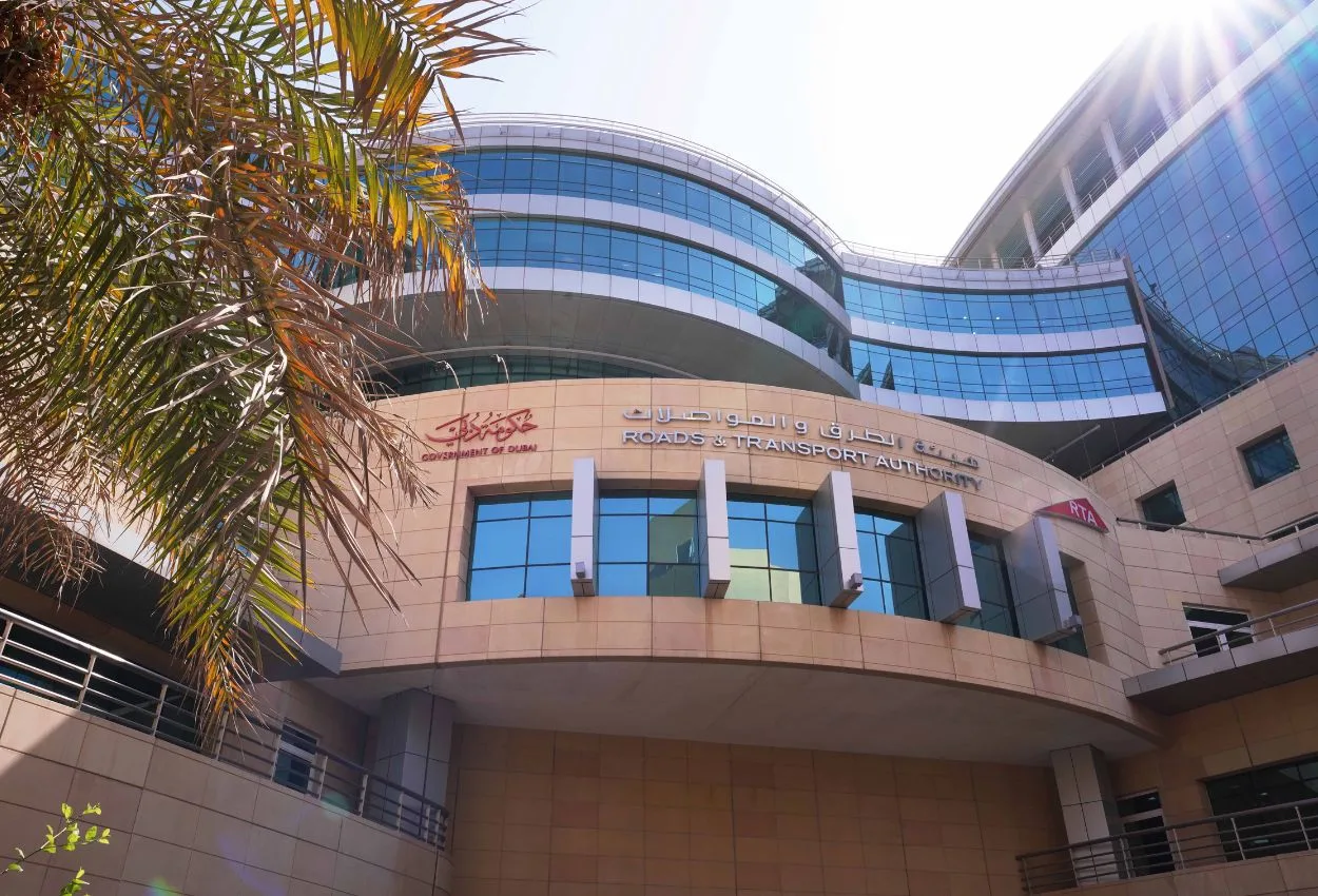 Dubai RTA reveals new V2X technology to reduce traffic congestion