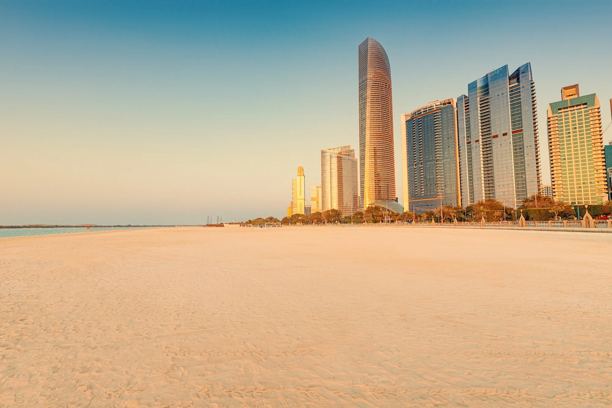 Sun, Sand & Serenity: A Guide to Abu Dhabi’s Best Beaches