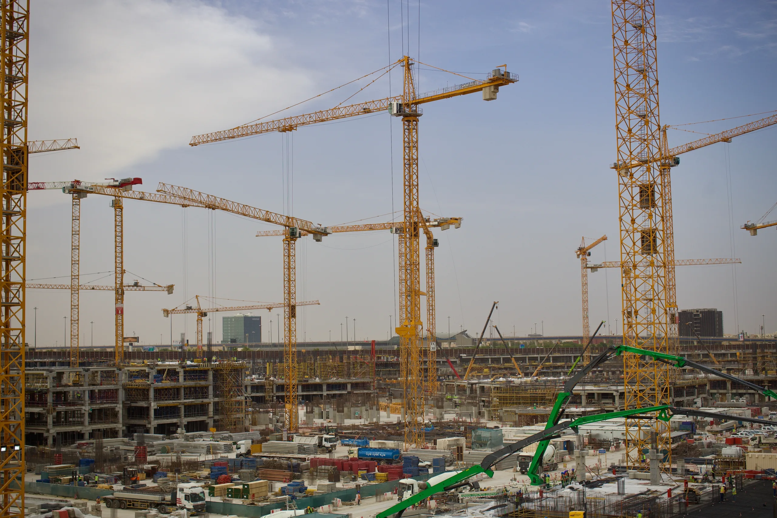Saudi Arabia awards $196 billion in ‘giga project’ contracts this year as Vision 2030 execution accelerates, Knight Frank says