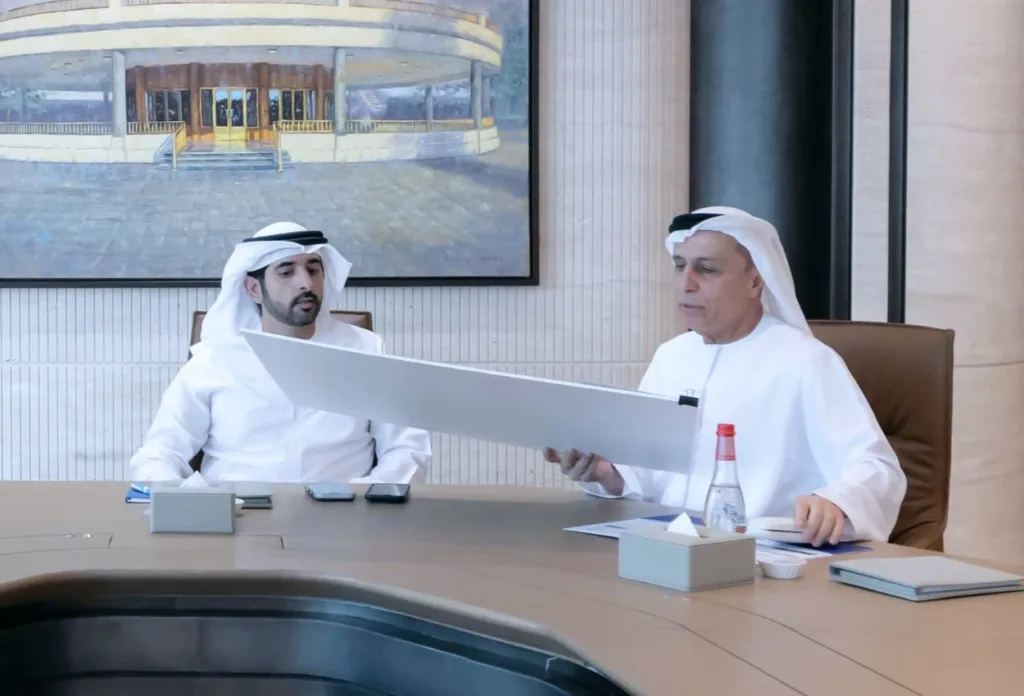 Sheikh Hamdan bin Mohammed Reviews Infrastructure and Mobility Projects