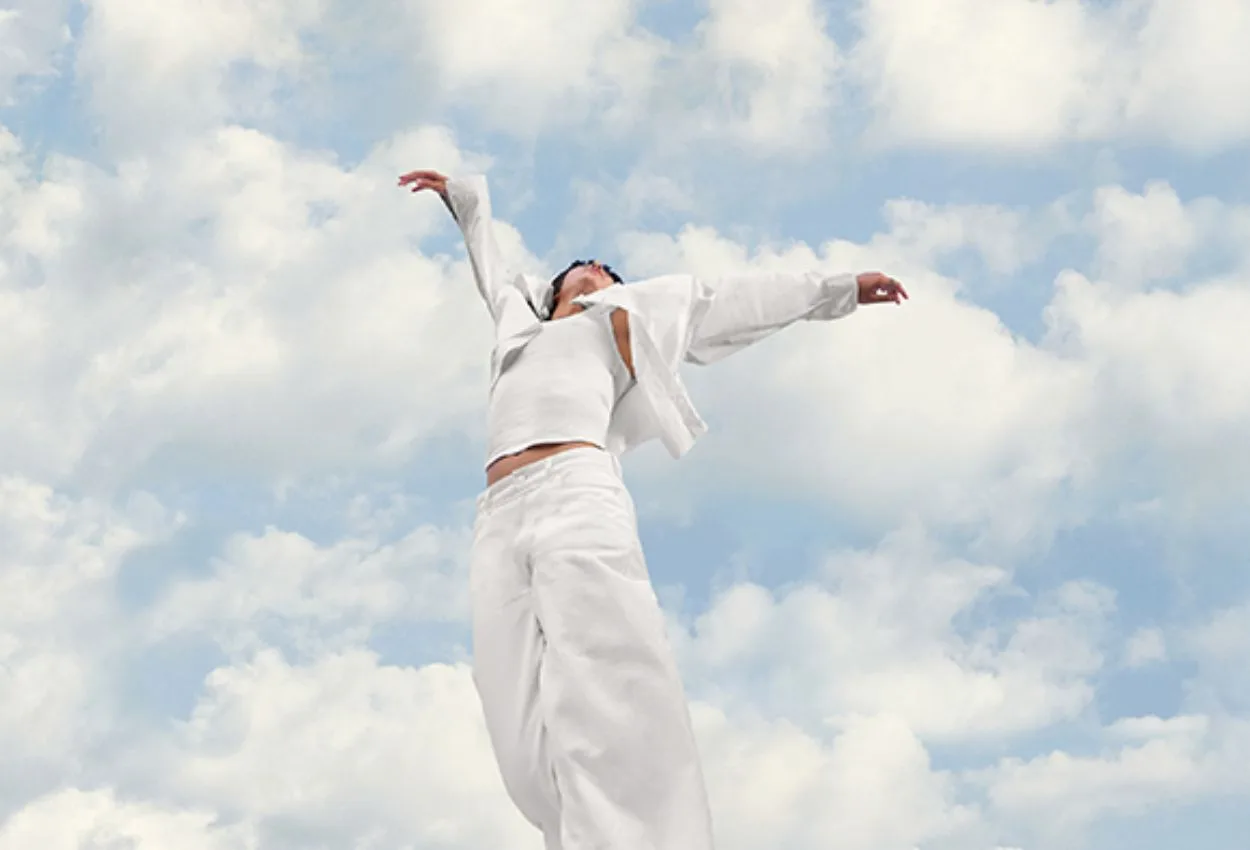 Pantone announces Cloud Dancer as Colour of the Year 2026