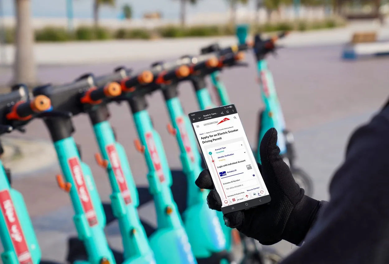 Dubai RTA expands e-scooter permit application service to mobile apps