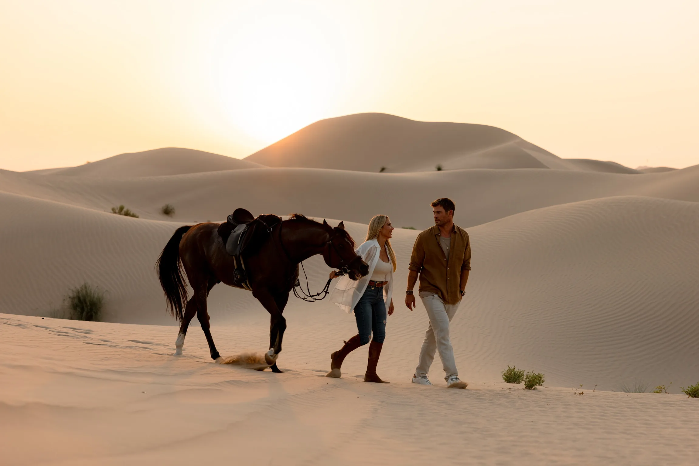 Visiting Abu Dhabi? Here’s what Chris Hemsworth and his wife Elsa Pataky recommend