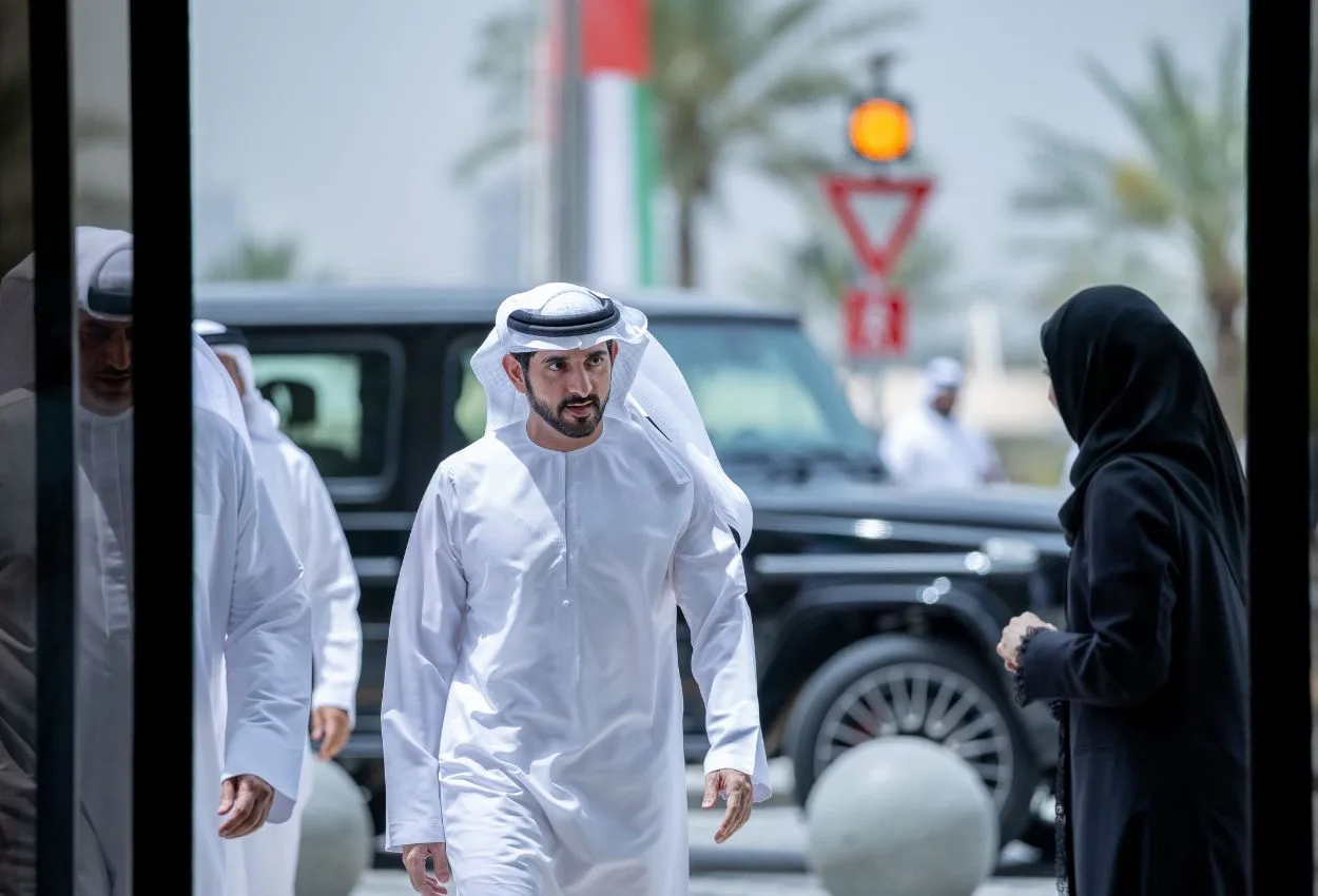 Dubai Crown Prince Sheikh Hamdan visits KHDA as private schools resume in-person learning