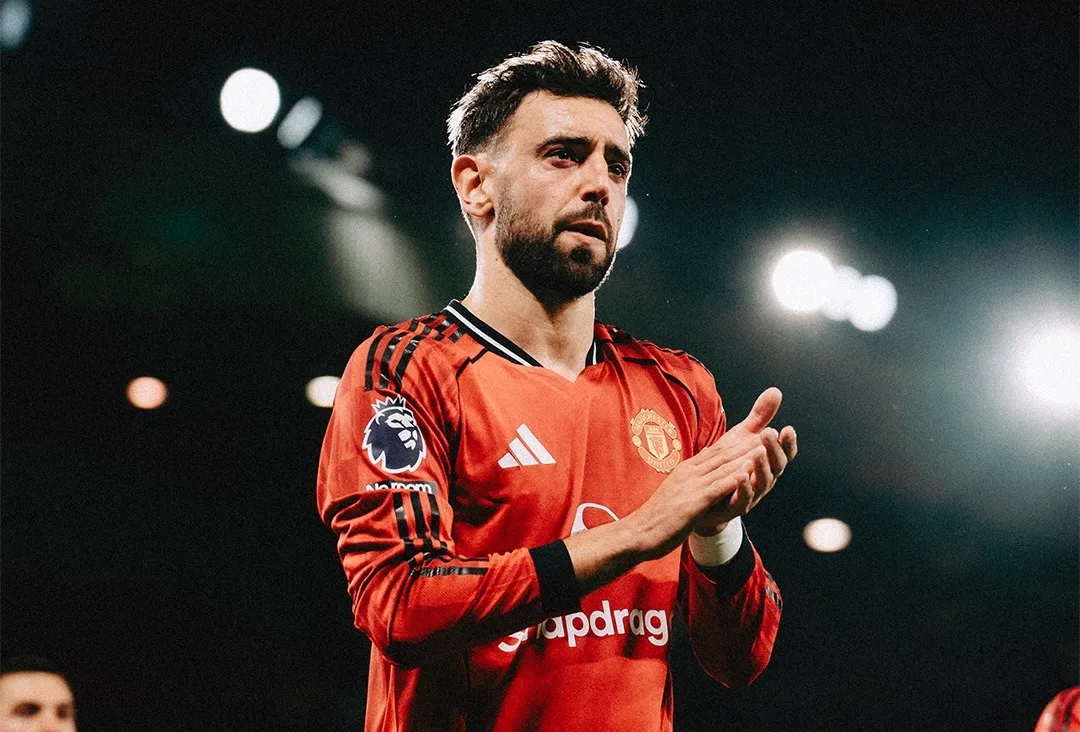 Bruno Fernandes named Premier League Player of the Season