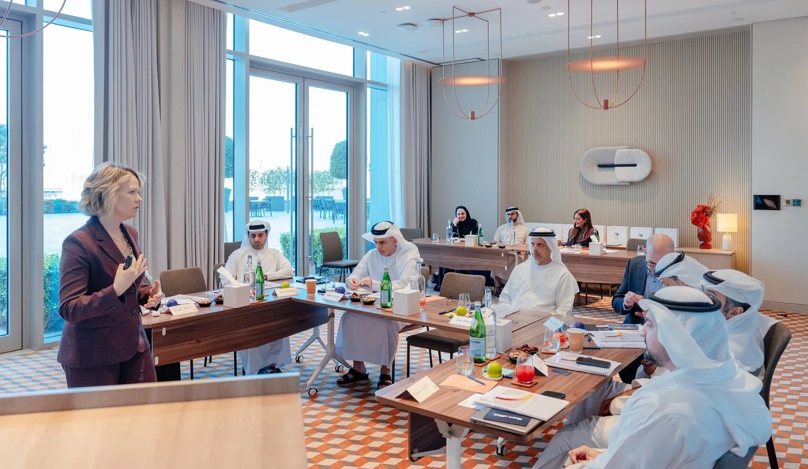 Dubai Customs sends executives to Singapore for leadership programme