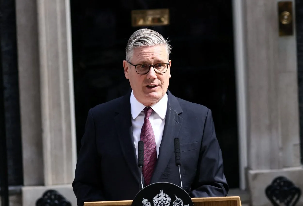 Keir Starmer resigns as UK prime minister