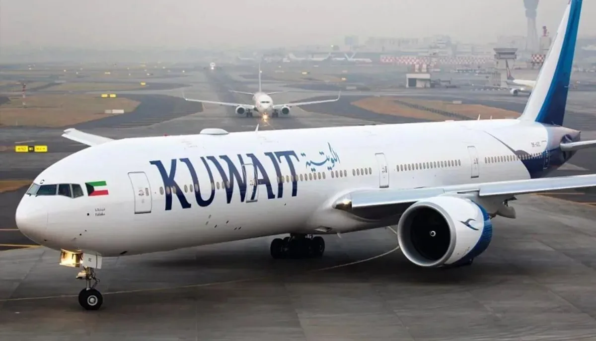Kuwait closes airspace after Iranian strikes
