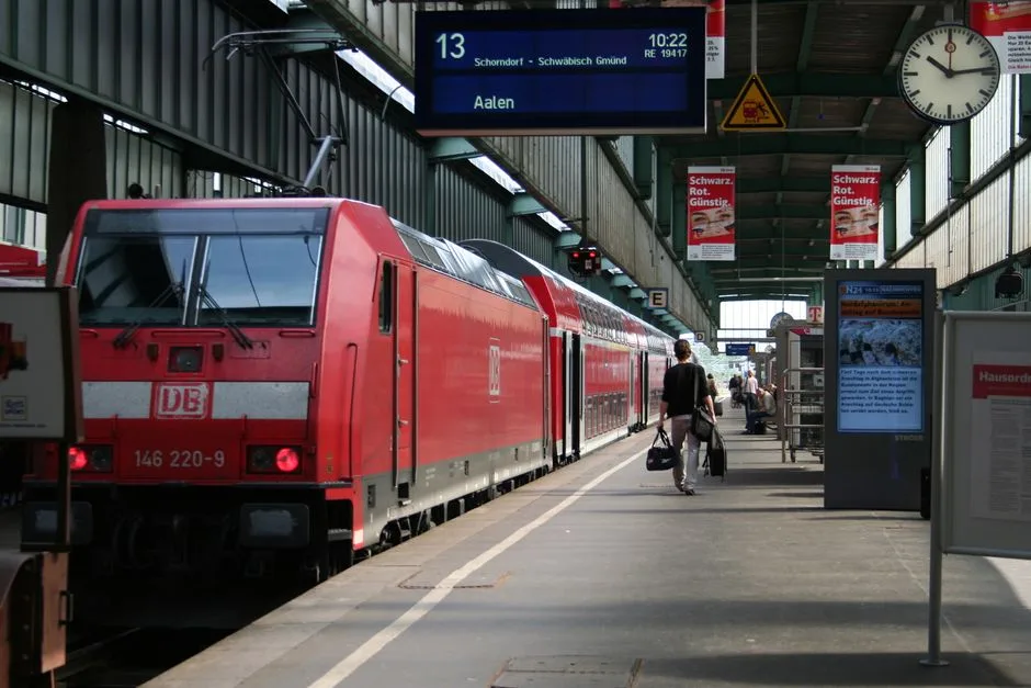 Germany’s rail network halts after communications failure