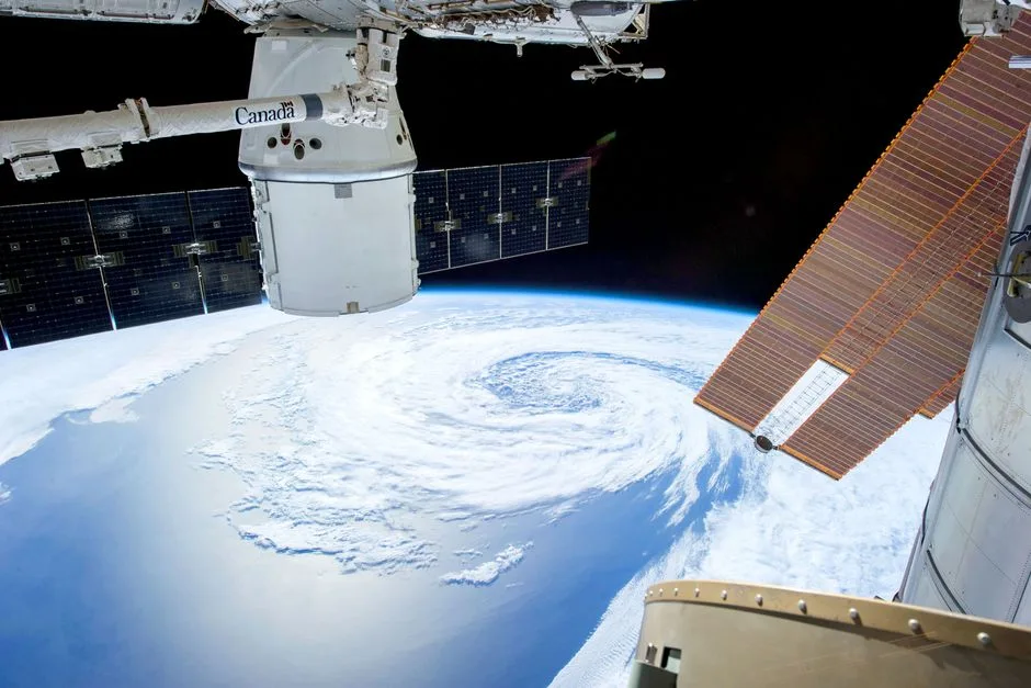ISS crew returns to station after air leak shelter alert