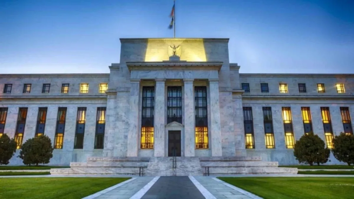 Fed holds rates steady