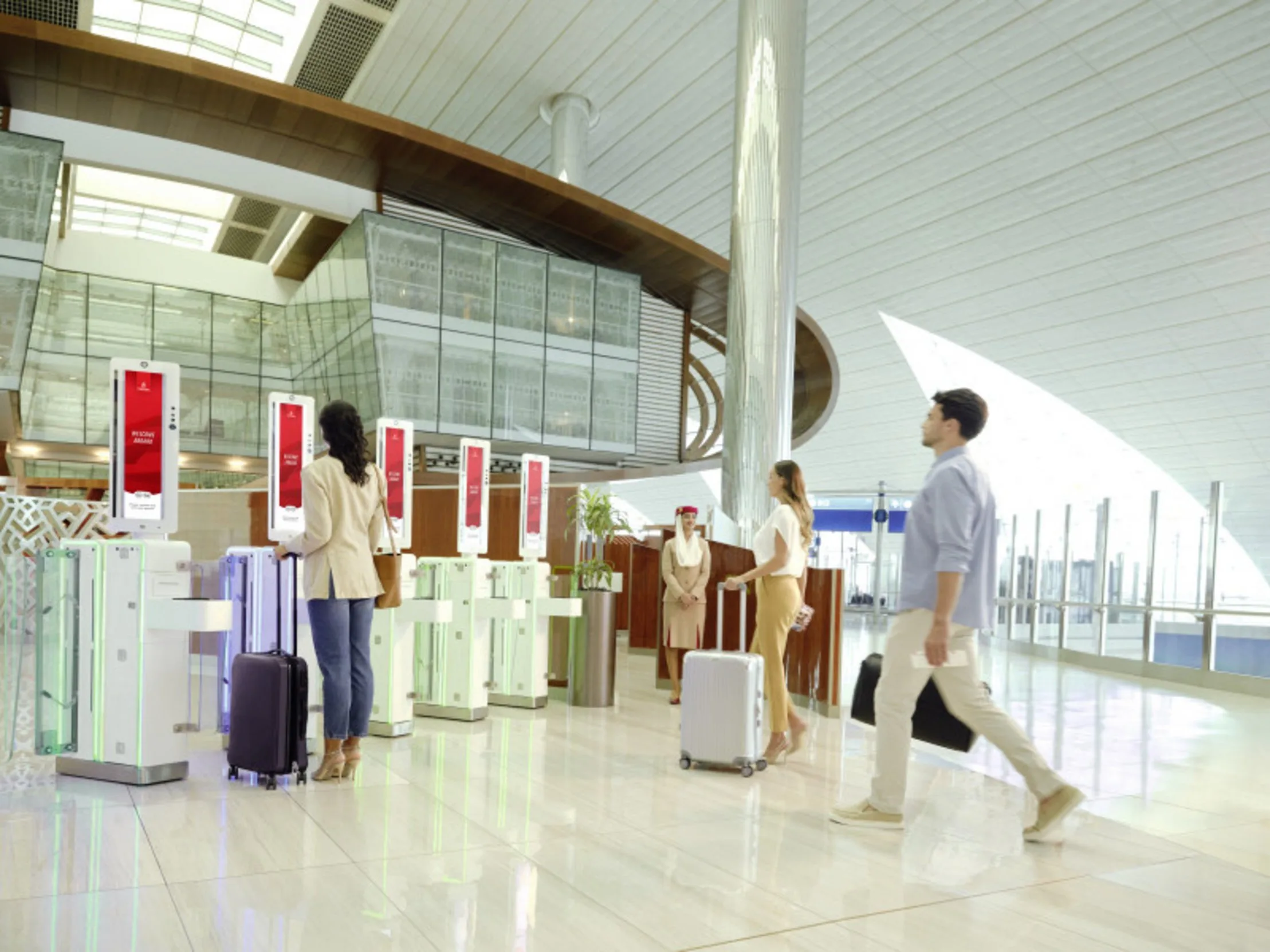 Emirates warns of busy DXB departures this weekend