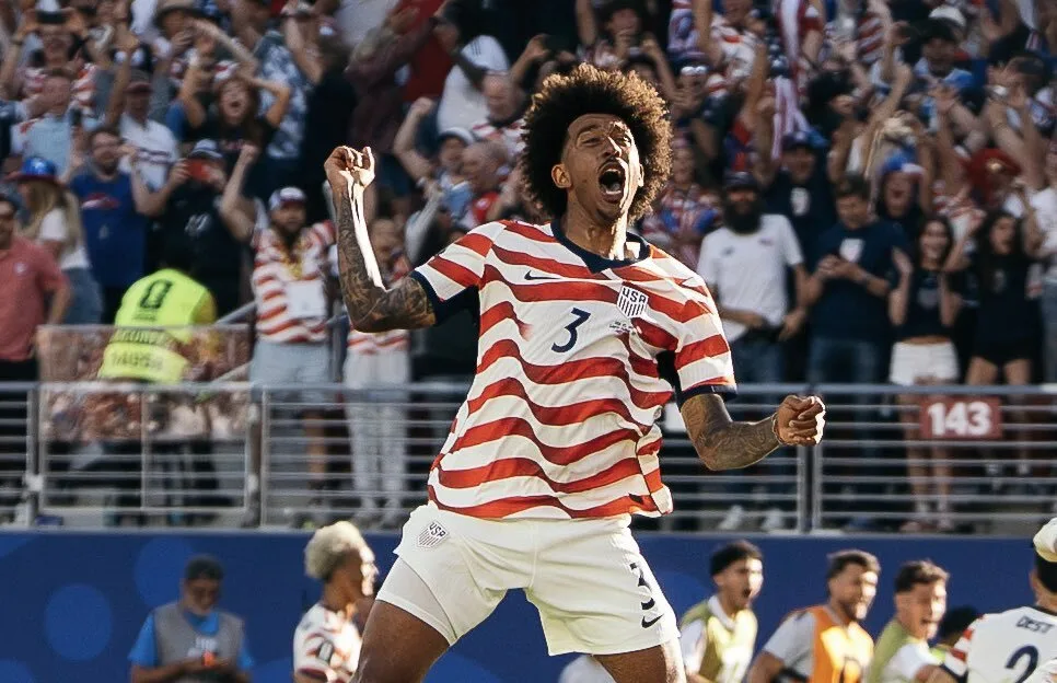 USA reach World Cup last 16 with ten-man win over Bosnia