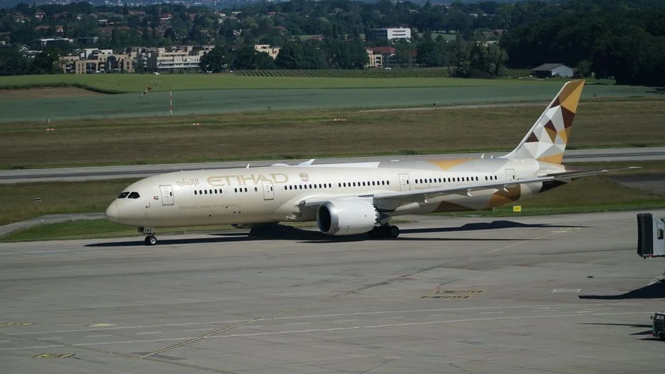 Etihad adds flights to Brussels, Dhaka, Kraków, Palma and Zanzibar