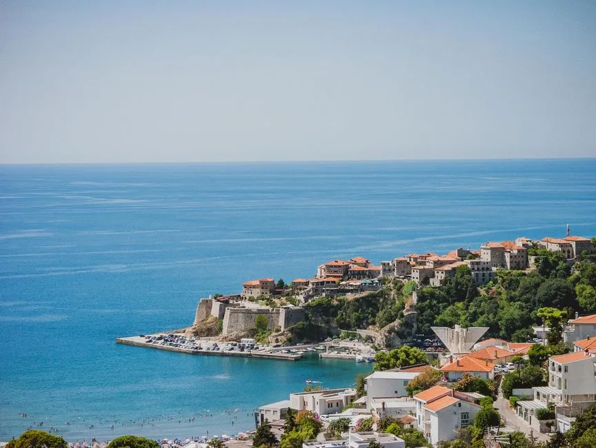 Montenegro opens visa-free entry for UAE residents this summer