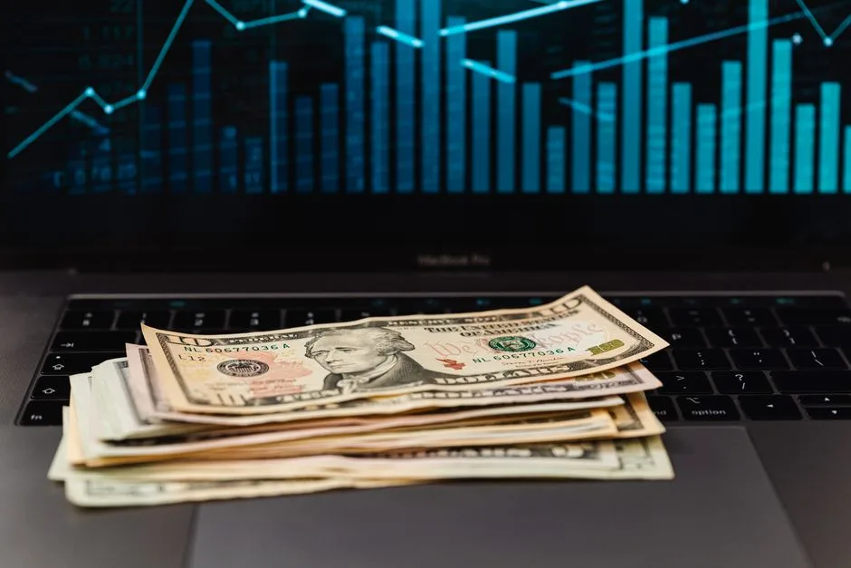 Dollar holds gains as yen slips and bitcoin retreats