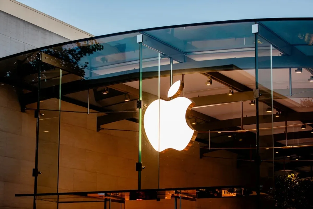Apple reveals details of its profits and taxes in Europe for the first time
