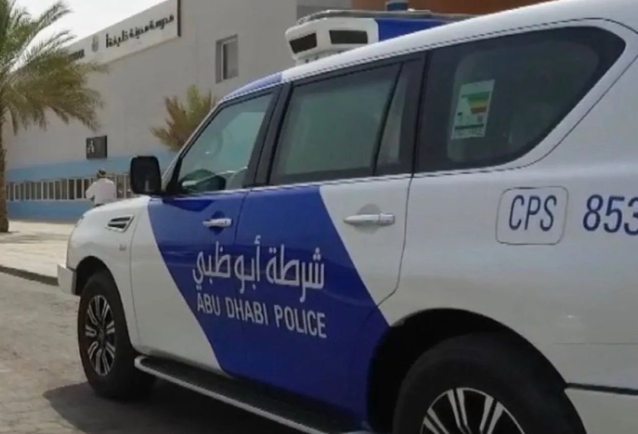 Abu Dhabi Police warns against reversing on roads