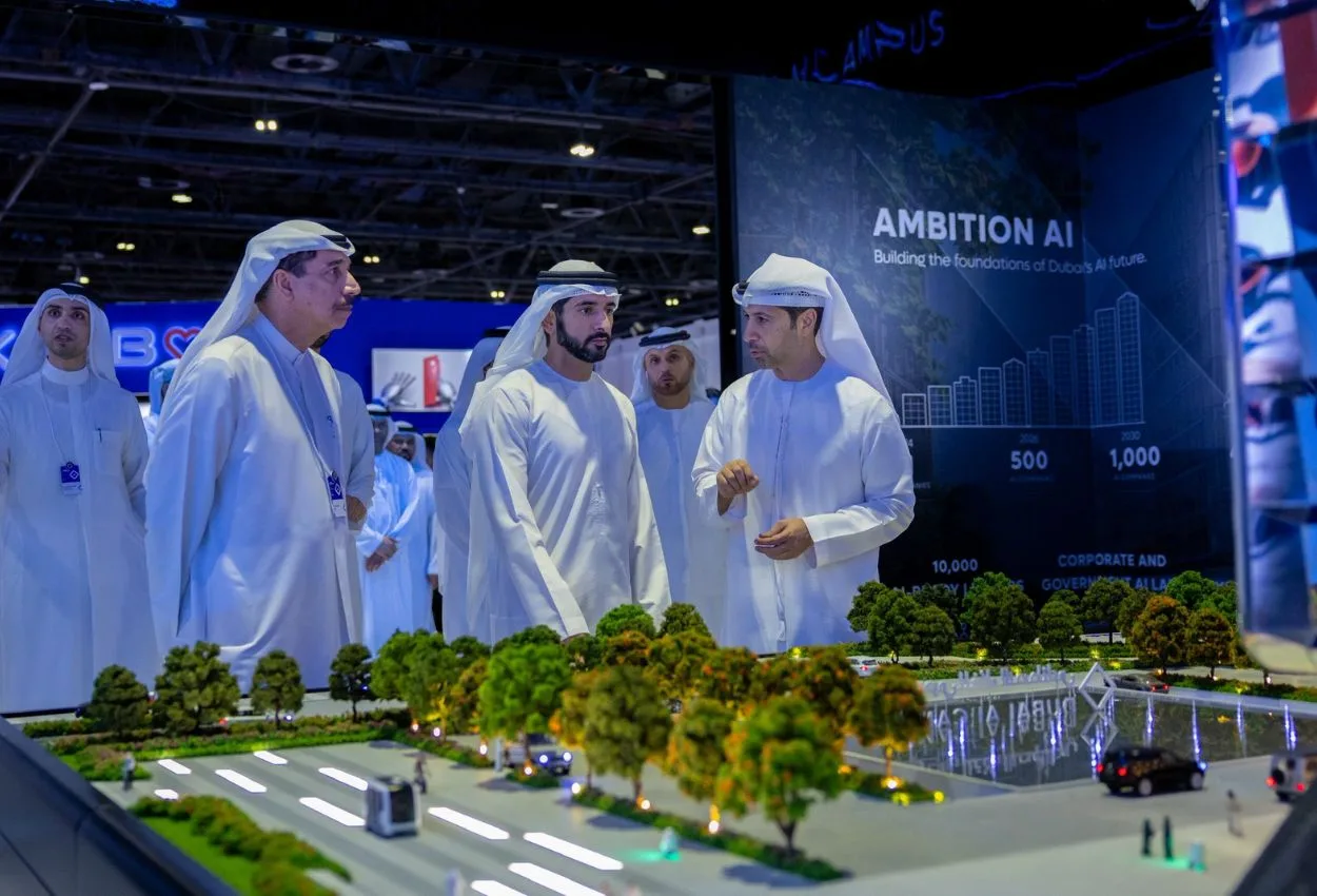 Sheikh Hamdan visits Dubai AI Festival’s third edition
